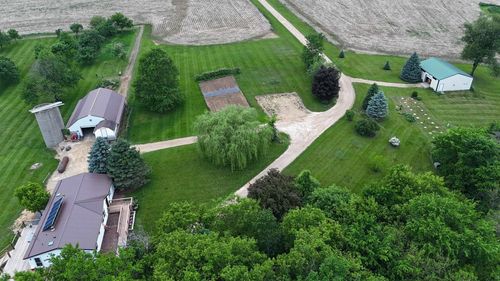 S7304 Sandusky Rd, Hillpoint, WI, 53937-9790 | Card Image