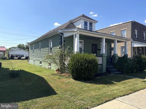 428 S Wayne St, LEWISTOWN, PA, 17044-2337 | Card Image