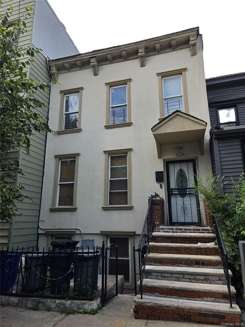 229 Macdougal St, Brooklyn, NY, 11233-2706 | Card Image