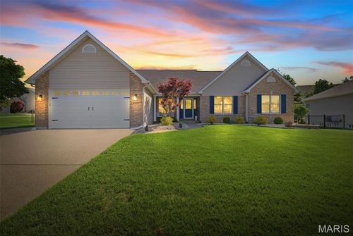 2218 Quaint Cottage Dr, O Fallon, MO, 63368-7181 | Card Image