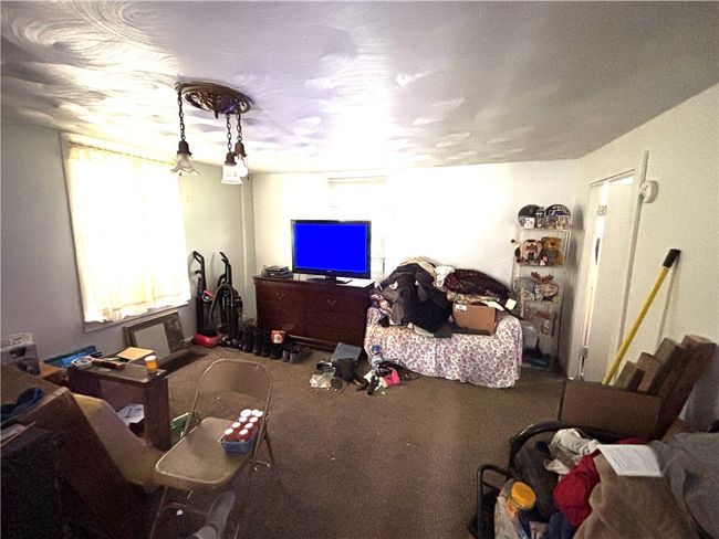 352 Vienna St, Home with 3 bedrooms, 3 bathrooms and null parking in Newark NY | Image 9