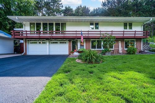 1909 Menomonie St, Eau Claire, WI, 54703-5905 | Card Image