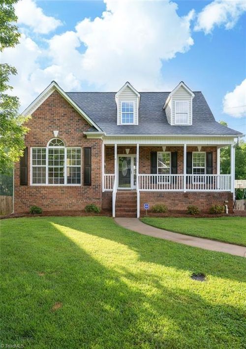 7255 Orchard Path Dr, Clemmons, NC, 27012-8564 | Card Image