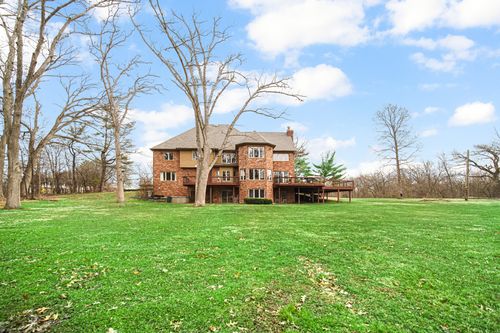 1N424 Indian Knoll Rd, West Chicago, IL, 60185-2464 | Card Image