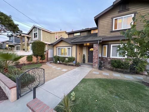 a-1812 Clark Ln, Redondo Beach, CA, 90278-4104 | Card Image
