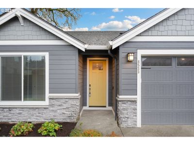 8533 N Juniper St, House other with 3 bedrooms, 2 bathrooms and 2 parking in Camas WA | Image 2