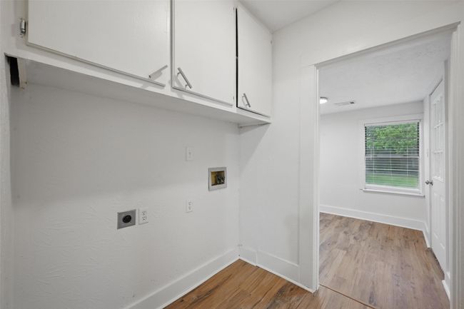 906 E Houston St, House other with 2 bedrooms, 1 bathrooms and null parking in Sherman TX | Image 10
