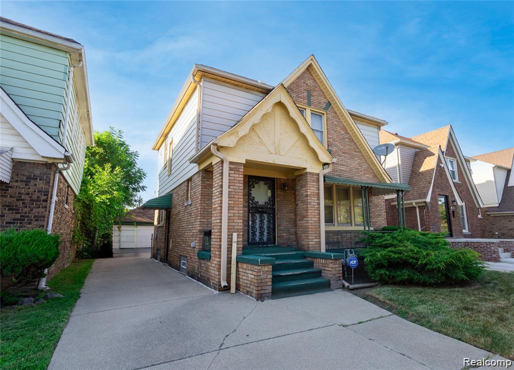 Residential in Detroit 4