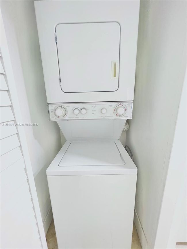 APT-203 - 10521 Sw 157 Th Pl, Condo with 1 bedrooms, 1 bathrooms and null parking in Miami FL | Image 12