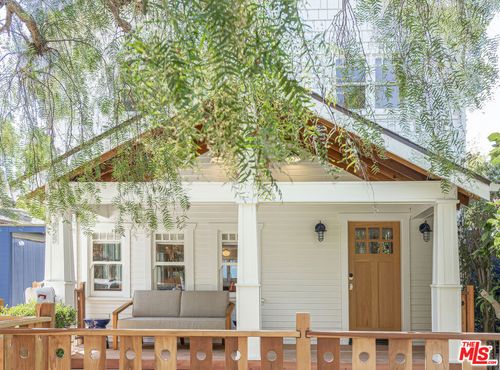 825 Superba Ave, Venice, CA, 90291-3860 | Card Image