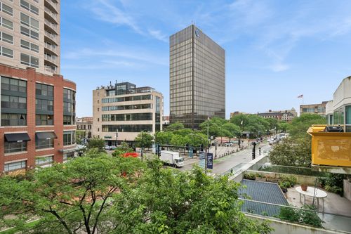 405-1580 Sherman Ave, Evanston, IL, 60201-4482 | Card Image
