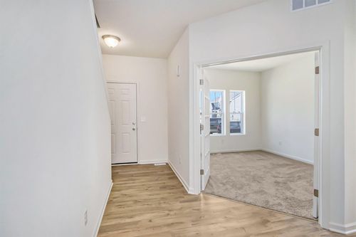 5102 Brinson Ln, Kalamazoo, MI, 49009-3028 | Card Image