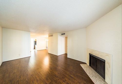 apt-2605-3600 Jeanetta St, Houston, TX, 77063-5592 | Card Image