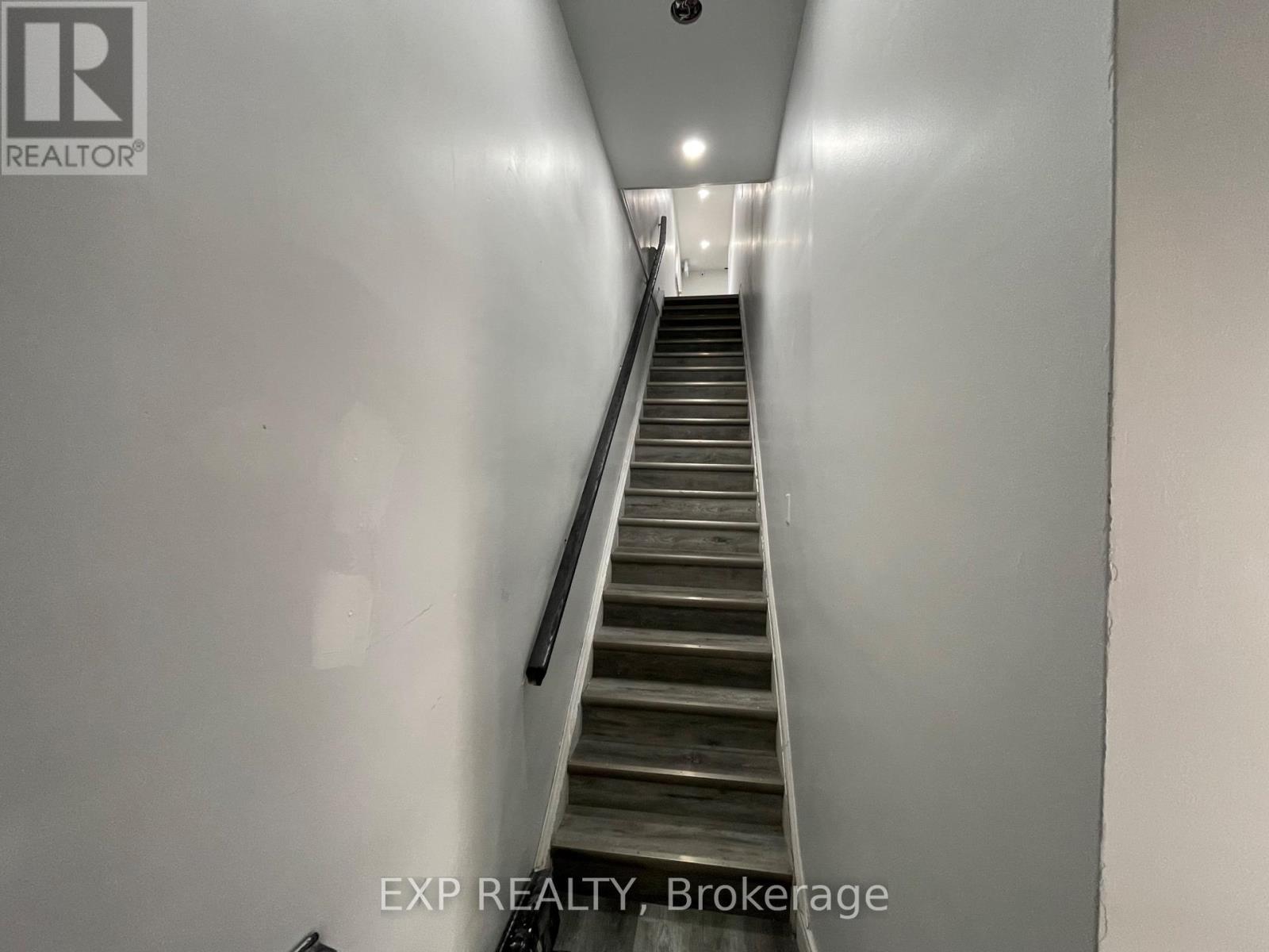 Residential Lease in Mississauga (Port Credit)