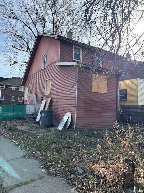 4260 Pitt St, Ecorse, MI, 48229-1526 | Card Image