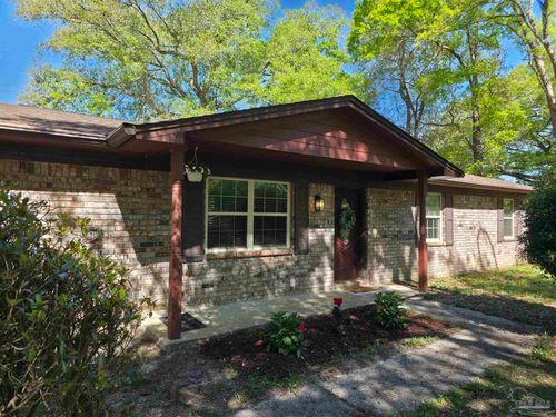 993 New Haven Dr, Cantonment, FL, 32533-8909 | Card Image