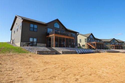 W5828 37th St, New Lisbon, WI, 53950-9071 | Card Image