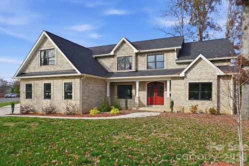 101 Mcalway Rd, Charlotte, NC, 28211-1401 | Card Image
