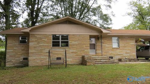 4800 Mountain Crest Dr, Guntersville, AL, 35976-9326 | Card Image