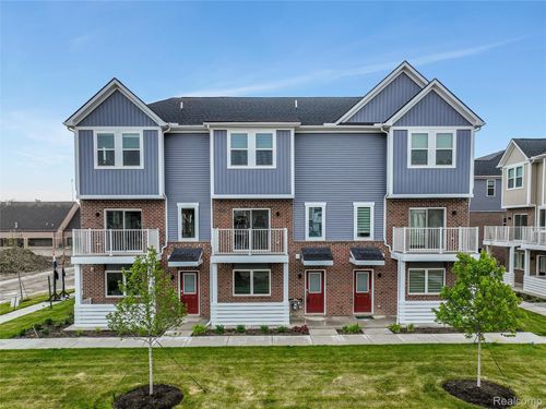 4840 Parkside Cir, Sterling Heights, MI, 48314 | Card Image