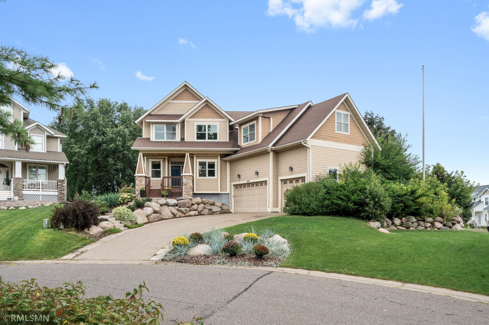 Red Pine Cir, Saint Paul, MN 55119