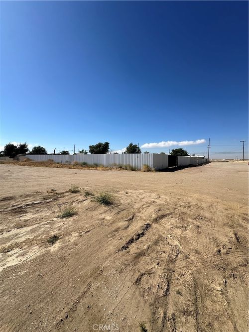 Vac vic 16th Ste Avenue Q, Palmdale, CA, 93550 | Card Image