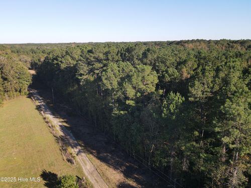 282 James E Moore Rd, Currie, NC, 28435-5787 | Card Image