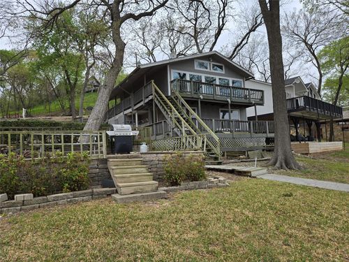 2067 Chaparral Dr, Gainesville, TX, 76240-6686 | Card Image