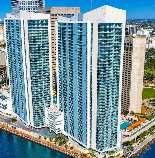 1500-335 S Biscayne Blvd, Miami, FL, 33131-2320 | Card Image