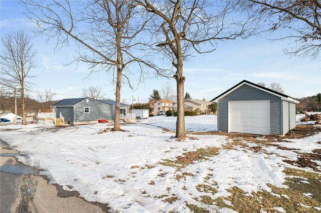 623 6 Th St, House other with 2 bedrooms, 2 bathrooms and 2 parking in W Leechburg PA | Image 30