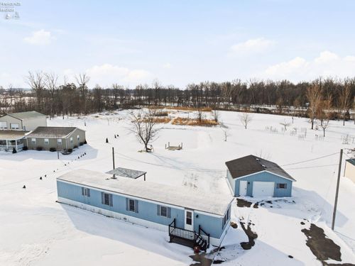 3800 W Lakeshore Dr, Port Clinton, OH, 43452-9575 | Card Image