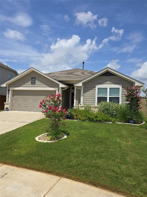 114 Lemuel Crawford Trl, Bastrop, TX, 78602-2093 | Card Image