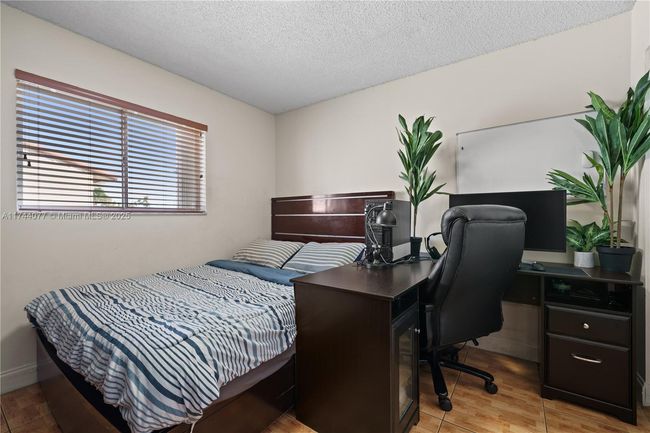 APT-203 - 3011 W 76 Th St, Condo with 3 bedrooms, 2 bathrooms and null parking in Hialeah FL | Image 8