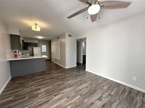 apt-e-2006 Jane St, Longview, TX, 75601-5835 | Card Image