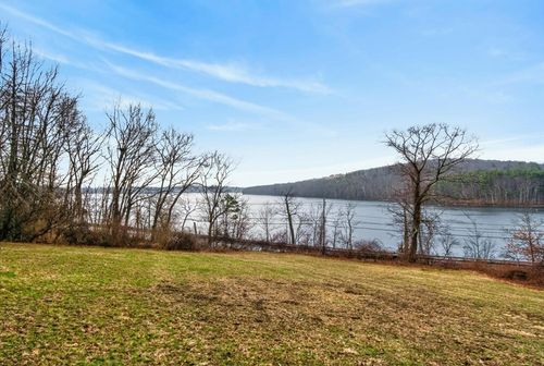 1785 Great Pond Rd, North Andover, MA, 01845-1218 | Card Image