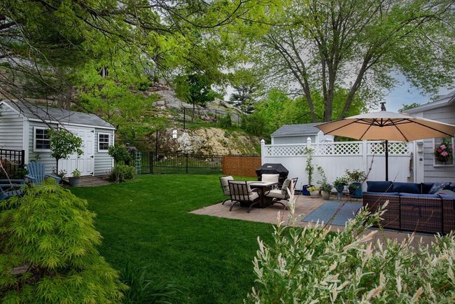 APT-3 - 74 E Main St, House other with 3 bedrooms, 3 bathrooms and 4 parking in Gloucester MA | Image 4