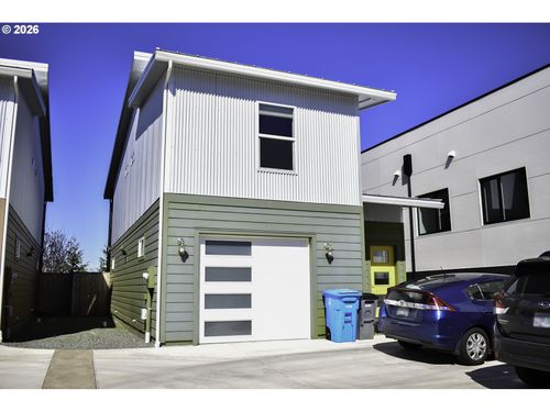 310 E Rapp Rd, Talent, OR, 97540-5601 | Card Image