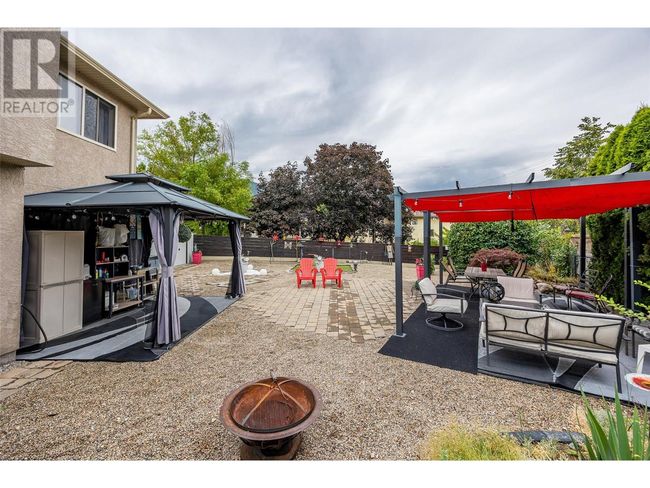 1503 Tanemura Cres, House other with 6 bedrooms, 4 bathrooms and 4 parking in Kelowna BC | Image 41