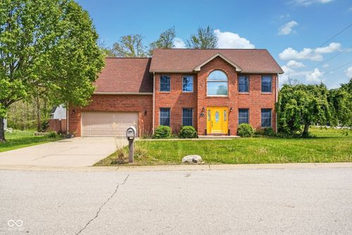 261 Chase Ct, Seymour, IN, 47274-4056 | Card Image