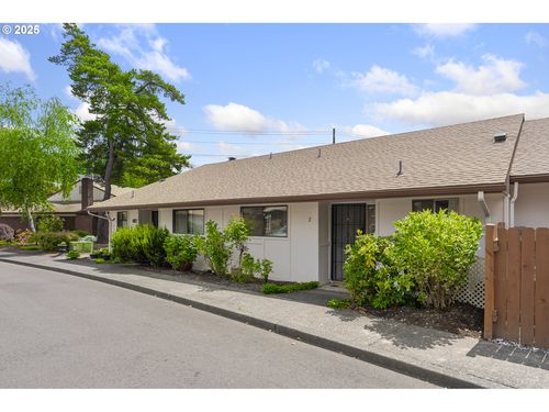 2-11530 Sw Majestic Ln, King City, OR, 97224-2682 | Card Image