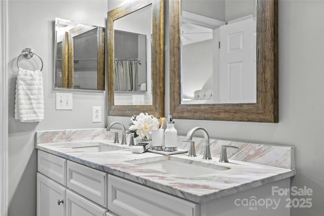 7845 Village Harbor Dr, Condo with 2 bedrooms, 2 bathrooms and null parking in Cornelius NC | Image 20