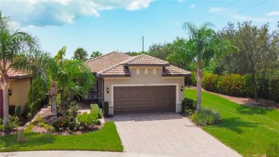 13931 Lido Street, House other with 2 bedrooms, 2 bathrooms and null parking in Venice FL | Image 3