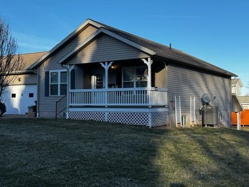 977 Ashland Ave, Ashland, OH, 44805 | Card Image