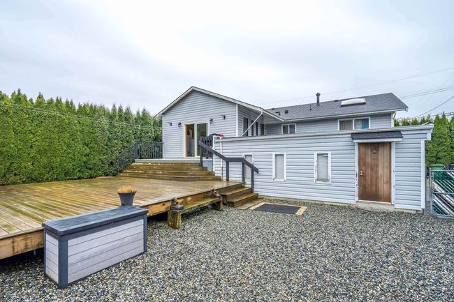 27337 29 A Avenue, House other with 7 bedrooms, 1 bathrooms and 6 parking in Langley BC | Image 13