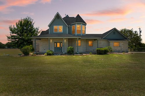 913 County Road 220, Florence, TX, 76527-4342 | Card Image