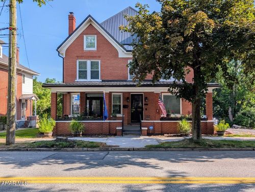230 E Main St, Everett, PA, 15537-1210 | Card Image
