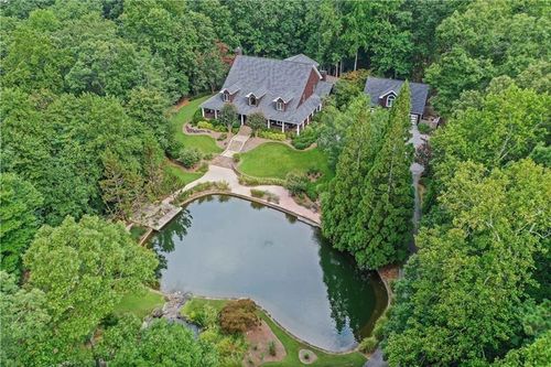6030 Seminole Dr, Flowery Branch, GA, 30542-3168 | Card Image