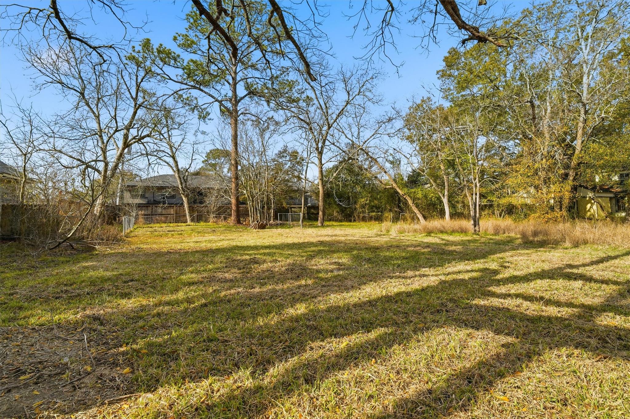 Land in League City