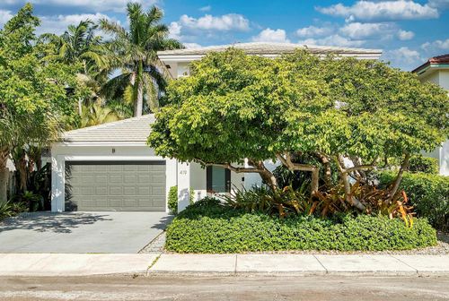 419 N Lakeside Dr, Lake Worth Beach, FL, 33460-3116 | Card Image