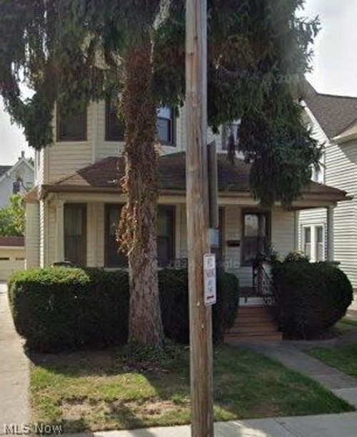 1426 Orchard Grove Ave, Lakewood, OH, 44107-3726 | Card Image